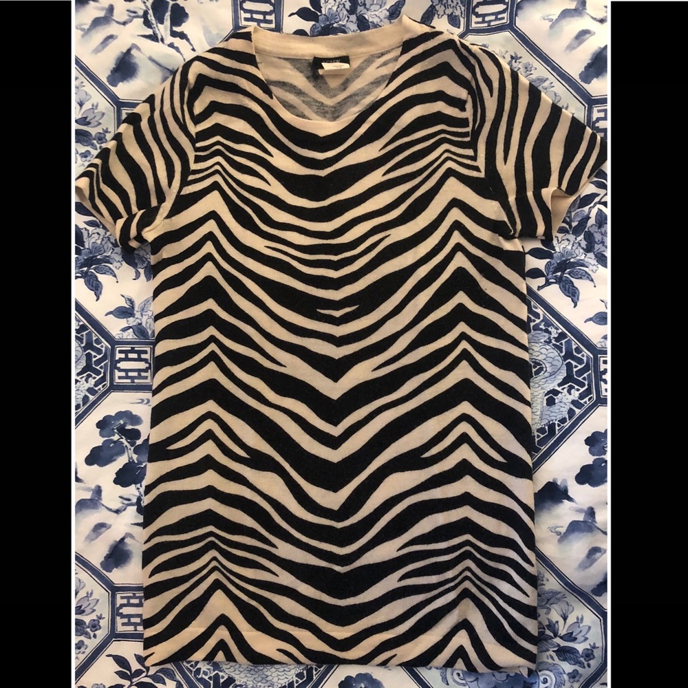 J.Crew Zebra Sweater T-Shirt style. VGUC XS
